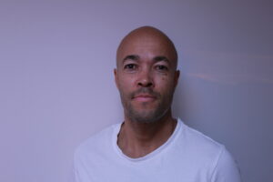 foto-av-raymond-de-freitas